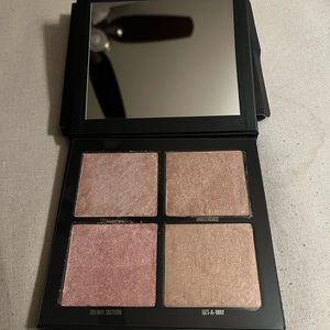 Brand new Kylie cosmetic wet/dry highlighter palette.